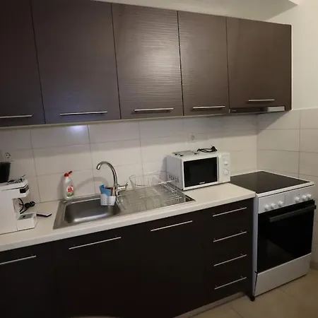 Thano's House 1 *